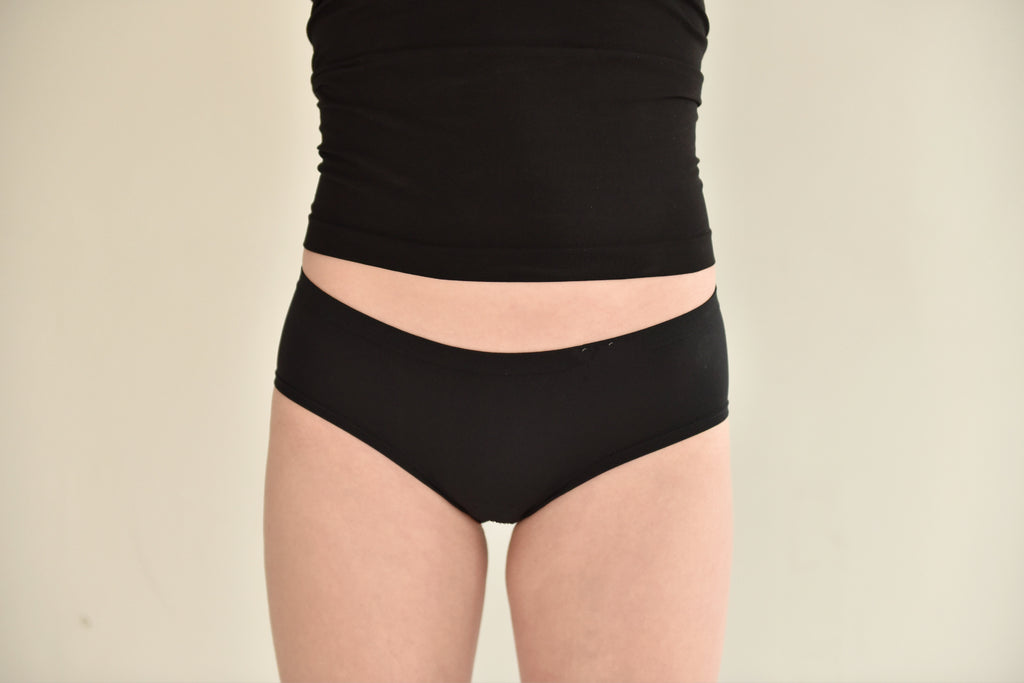 H&M, DIVIDED HIPSTERS, LOW-RISE CHEEKY WOMEN'S UNDERWEAR, SIZE S